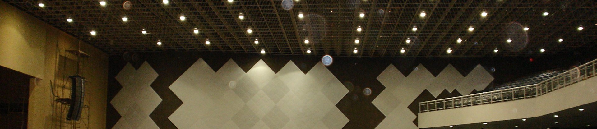 Forro metálico modular clip in - Refax