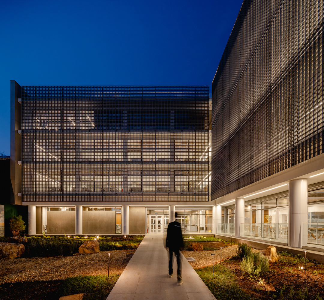 Arquitetura urbana com metais